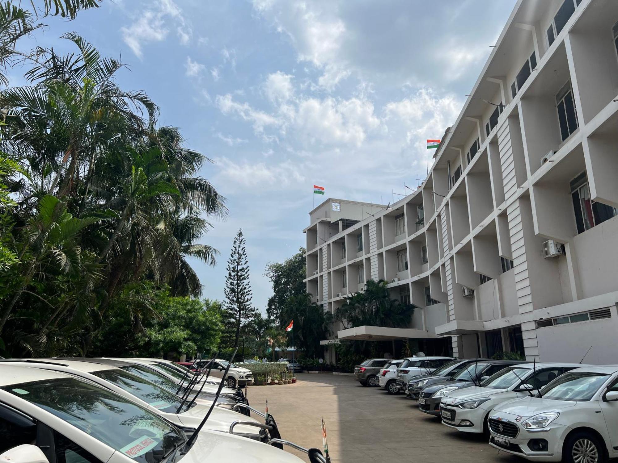 Varada Nagavali Hotel Srikakulam Exterior foto